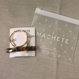 Machete holiday hair clip set - Causebox